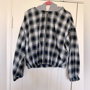 SHEIN Cropped Plaid Hooded Jacket